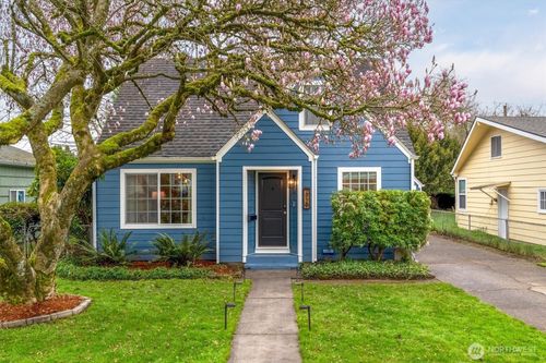 2929 Louisiana St, Longview, WA, 98632-3538 | Card Image