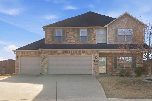 7233 Charlotte Ave, Springdale, AR, 72762-8463 | Card Image