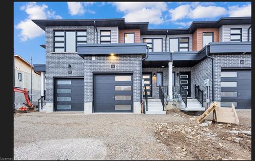 19 Wilkinson Ave, Cambridge, ON, N1S0C5 | Card Image