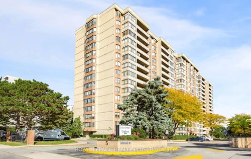 803-5 Lisa St, Brampton, ON, L6T4T4 | Card Image