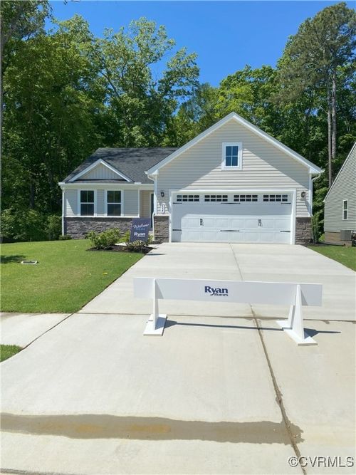204 Martha Washington Pkwy, WILLIAMSBURG, VA, 23185 | Card Image
