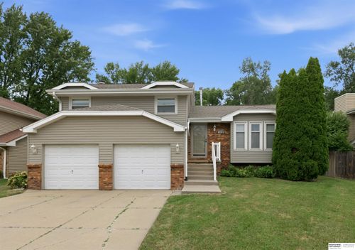 2918 S 157th Cir, Omaha, NE, 68130-1923 | Card Image