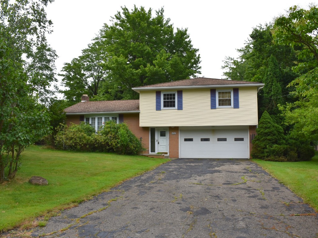 Hartz Ave, Meadville, PA 16335