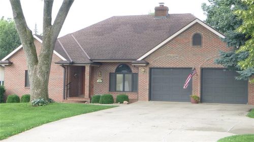 402 S Munn Ave, Maryville, MO, 64468-2151 | Card Image
