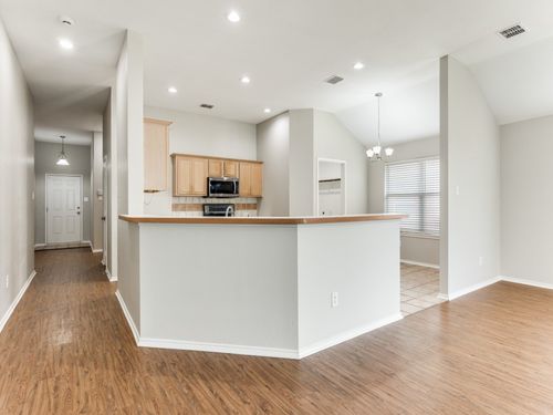 8112 Fleetwing Trl, Fort Worth, TX, 76131-5385 | Card Image