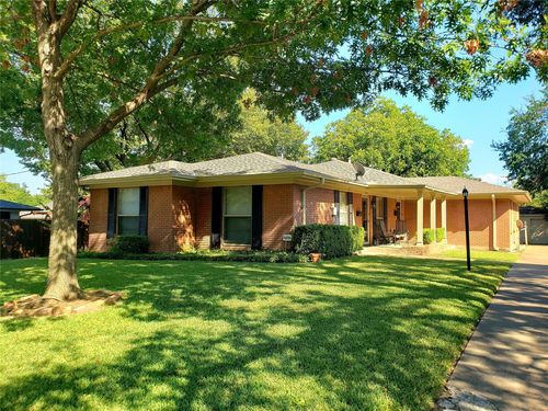 6556 Saint Moritz Ave, Dallas, TX, 75214-2428 | Card Image