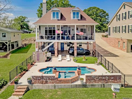 7890 False River Rd, Oscar, LA, 70762-6223 | Card Image