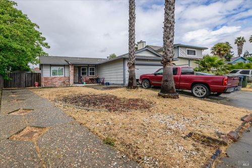 1424 Shasta Street, Suisun City, CA, 94585 | Card Image
