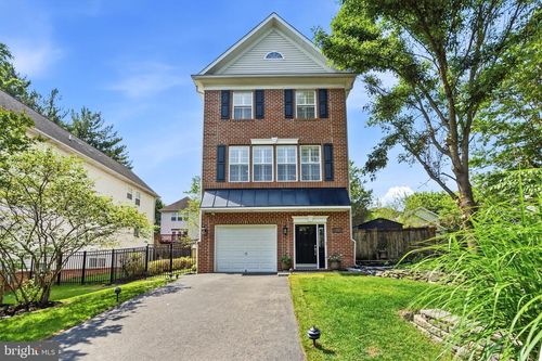 6453 Fourth St, ALEXANDRIA, VA, 22312-1833 | Card Image