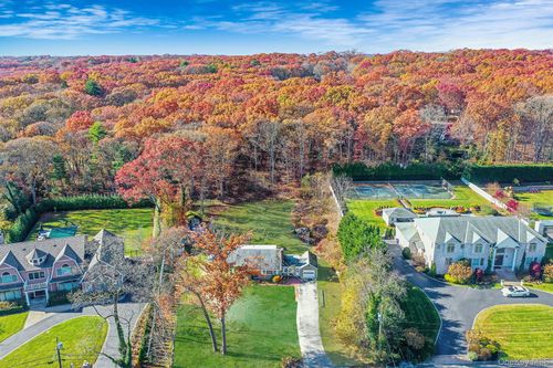 54 Landview Dr, Dix Hills, NY, 11746-5847 | Card Image