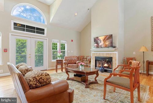 221-3308 Wyndham Cir, ALEXANDRIA, VA, 22302-4308 | Card Image