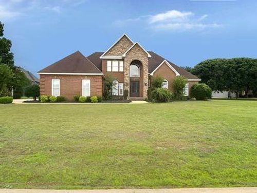2933 Orchid Cir, Tupelo, MS, 38801-8216 | Card Image