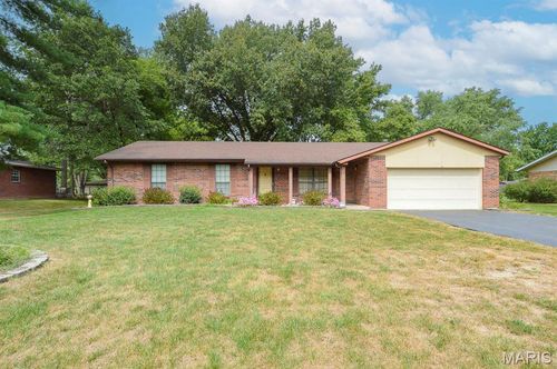 7 Lakeview Dr, Freeburg, IL, 62243-1808 | Card Image