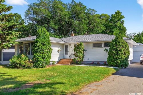 45 Gardiner Ave, Regina, SK, S4S4P5 | Card Image