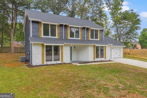 5364 Kelleys Creek Dr, STONE MOUNTAIN, GA, 30088-3827 | Card Image