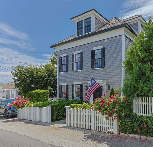 6 Pleasant St, Provincetown, MA, 02657-2022 | Card Image