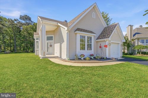 10 Deer Lake Ct, Barnegat, NJ, 08005-5520 | Card Image
