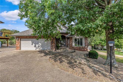 5 Tanyard Ln, Bella Vista, AR, 72715-8450 | Card Image