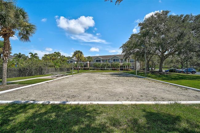 APT-204 - 8827 Manor Loop, Condo with 2 bedrooms, 2 bathrooms and null parking in Lakewood Ranch FL | Image 30