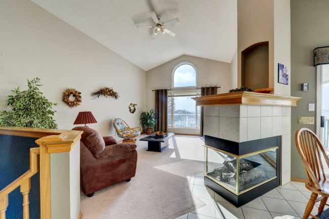 2281 Sirocco Drive Sw, Home with 3 bedrooms, 2 bathrooms and 4 parking in Calgary AB | Image 21