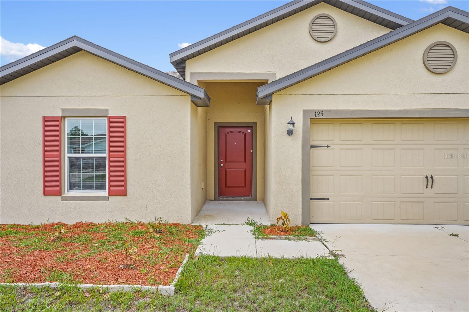 Residential in POINCIANA 5