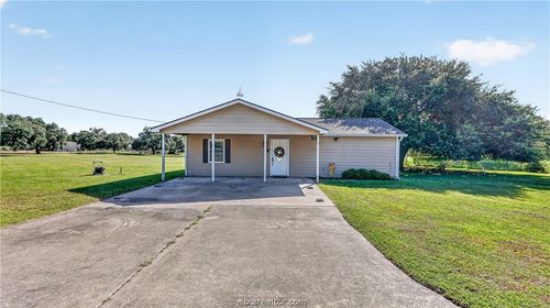 511 Lakeview St, Somerville, TX, 77879-3786 | Card Image