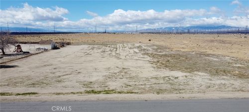 2063 100th St W, Rosamond, CA, 93560-7054 | Card Image