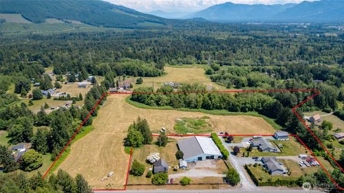 24072 Trinity Ln, Sedro Woolley, WA, 98284-7696 | Card Image