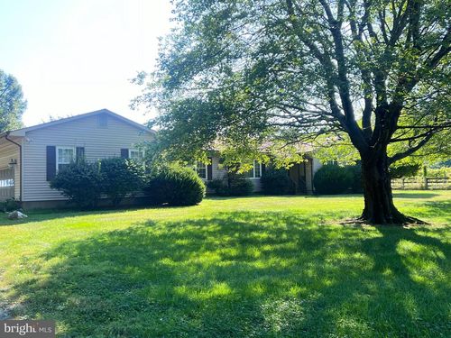 16120 Mountain Ridge Ln, HILLSBORO, VA, 20132-2813 | Card Image