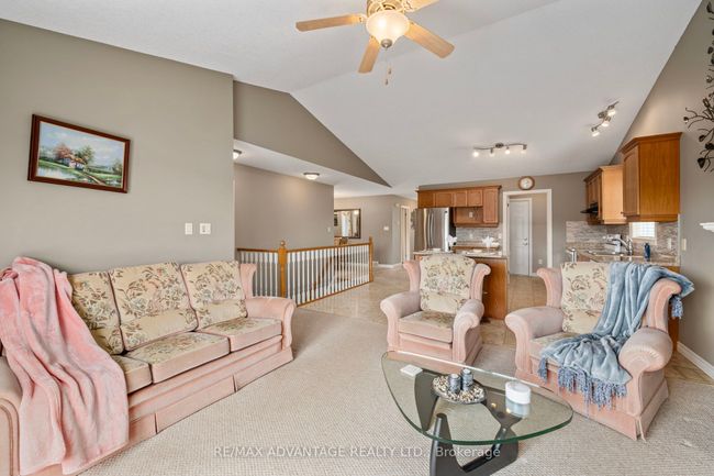 10 Stonefield Gate, House other with 3 bedrooms, 3 bathrooms and 2 parking in Ilderton ON | Image 23