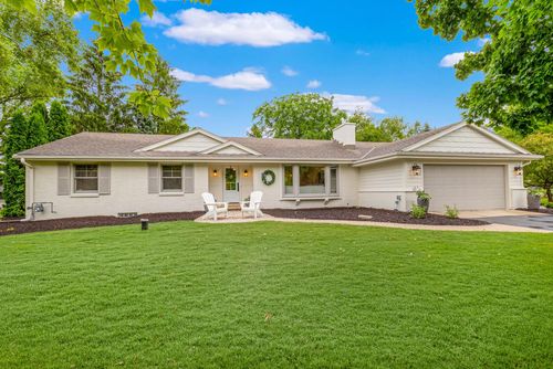 13425 Tosca Court, Elm Grove, WI, 53122 | Card Image