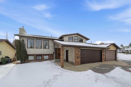 32 Huget Cres, Red Deer, AB, T4N6P4 | Card Image