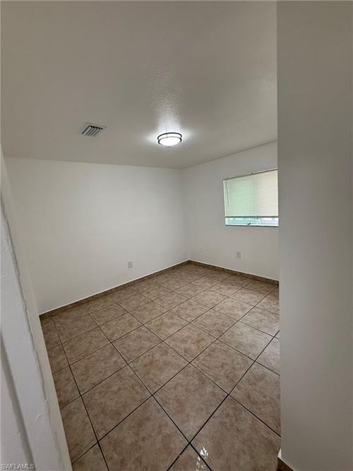 apt-11-2148 Dora St, Fort Myers, FL, 33901-5078 | Card Image