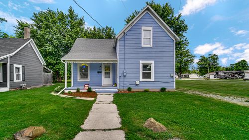 726 E Angelica St, Rensselaer, IN, 47978-2513 | Card Image