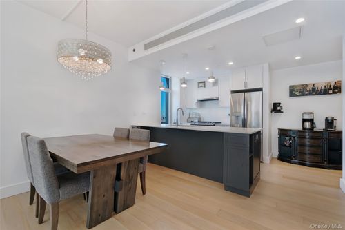 4g-133 Beach 116th St, Rockaway Park, NY, 11694-2445 | Card Image