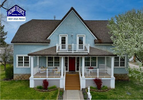 460 N 3rd St, Lander, WY, 82520-2211 | Card Image