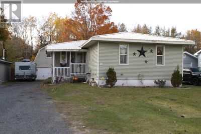 593 Boundary Rd, Home with 3 bedrooms, 2 bathrooms and null parking in Sault Ste. Marie ON | Image 1