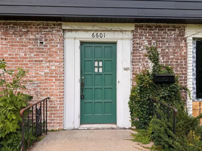 Residential in Edina 5