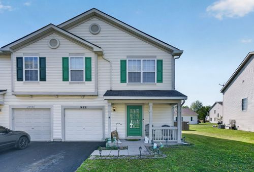 1429 Levato Ln, Minooka, IL, 60447-8216 | Card Image