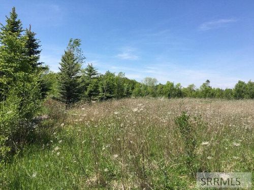 5311 E Dutson, Iona, ID, 83401 | Card Image