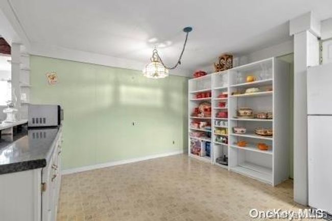 131 Middle Island Blvd, House other with 3 bedrooms, 3 bathrooms and null parking in Middle Island NY | Image 7