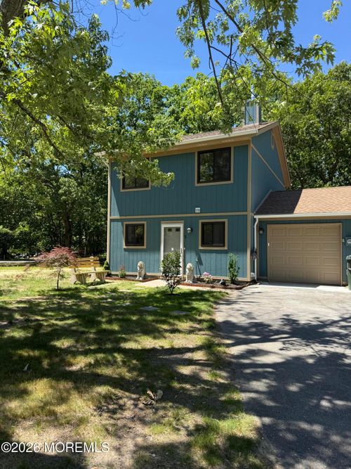 5 Canary Cir, Howell, NJ, 07731-2036 | Card Image