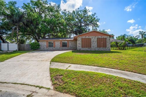 801 Chess Pl, SEFFNER, FL, 33584-3904 | Card Image