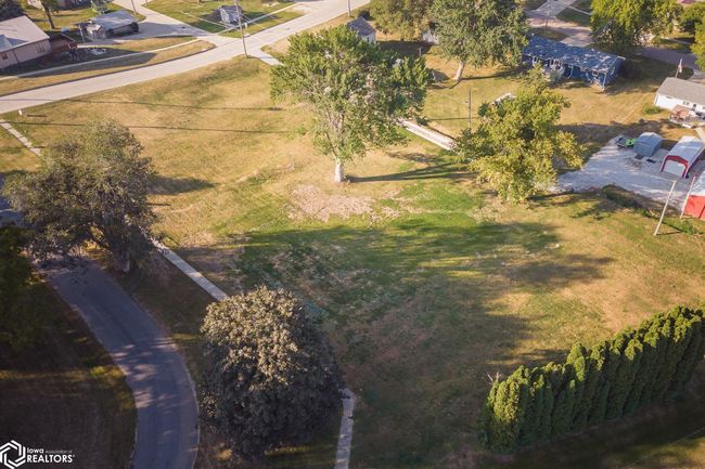 103 Church St, House other with 3 bedrooms, 2 bathrooms and null parking in Audubon IA | Image 4