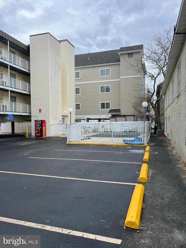UNIT-201 - 107 Atlantic Ave, Condo with 0 bedrooms, 1 bathrooms and null parking in OCEAN CITY MD | Image 21