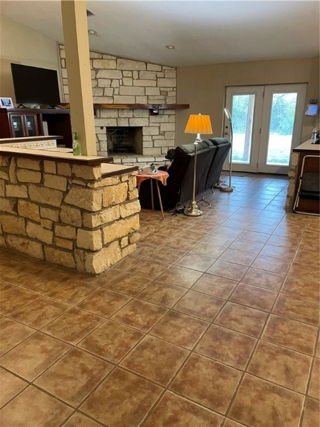 3150 N Highway 59, House other with 4 bedrooms, 2 bathrooms and null parking in Freer TX | Image 9