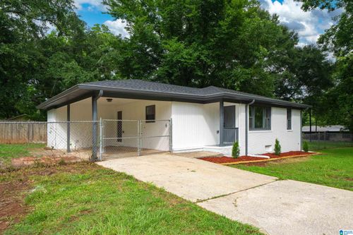 2805 20th St N, HUEYTOWN, AL, 35023-3137 | Card Image