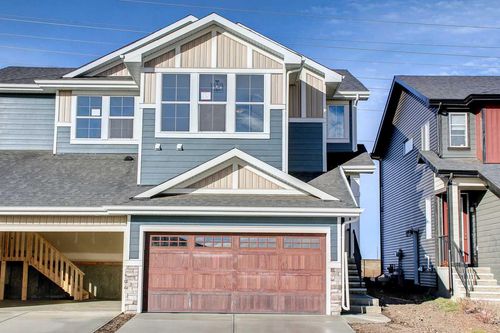 60 Mill Road, Home with 3 bedrooms, 2 bathrooms and 4 parking in Cochrane AB | Card Image