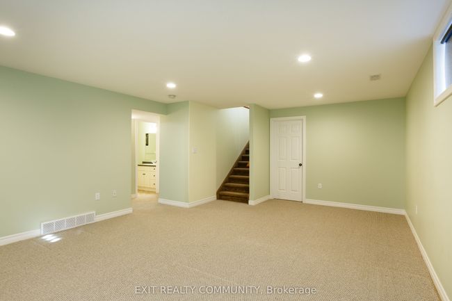 4369 Sixth St, House other with 4 bedrooms, 2 bathrooms and 2 parking in Petrolia ON | Image 35