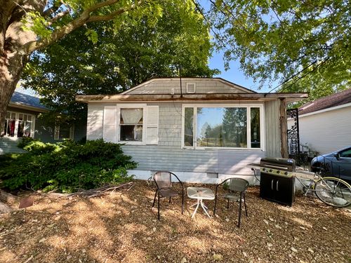 514 W Harrison St, Villa Grove, IL, 61956-1024 | Card Image